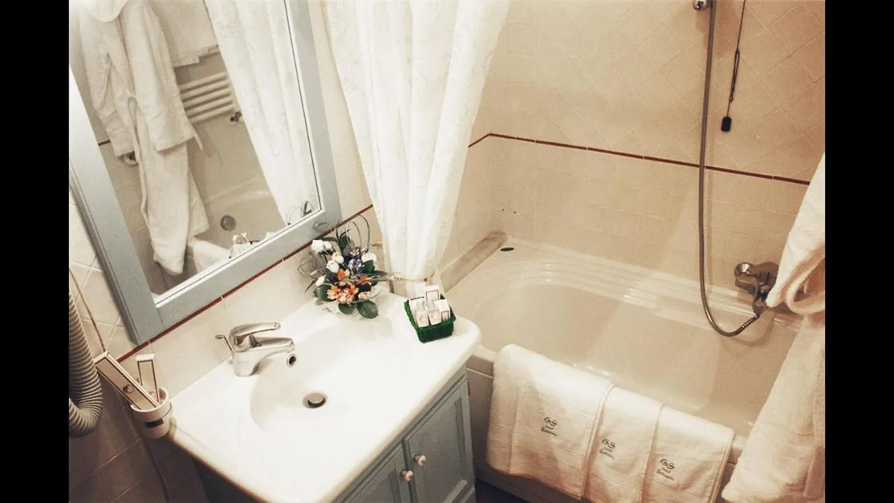 Bagno Santo Residence Saturnia 3*,
